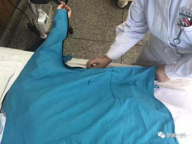 山西护士发明术后护理服获国家专利