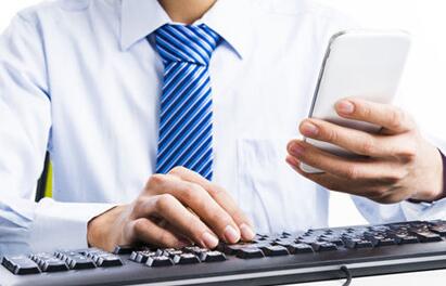 如何判断申请注册商标是否侵犯他人在先著作权